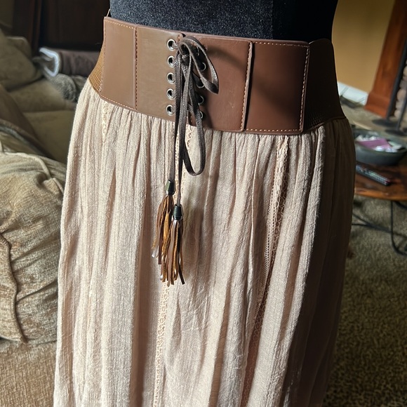 Altar’d State Skirt - Picture 2 of 6